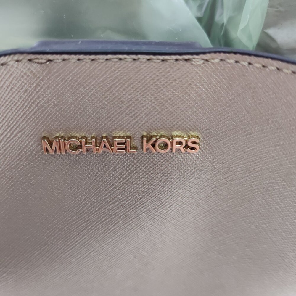 MICHAEL KORS Pratt Medium Metallic Shoulder Bag       PA#199@CMK - Picture 2 of 10
